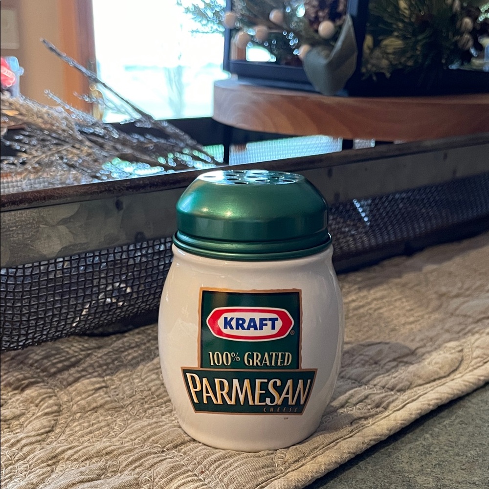 Kraft Parmesan Cheese Shaker - White Jar with Green Lid
